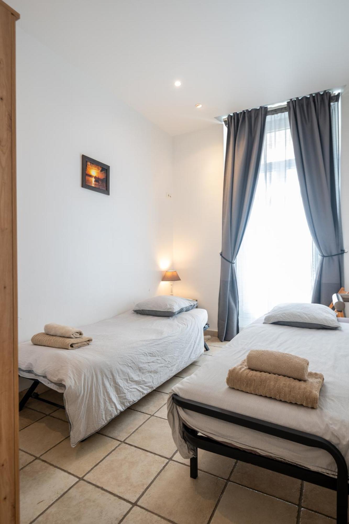 "Le Zen" By Enjoynice, Central Spacious Apartment With Airco, Beach At 10 Min Ngoại thất bức ảnh