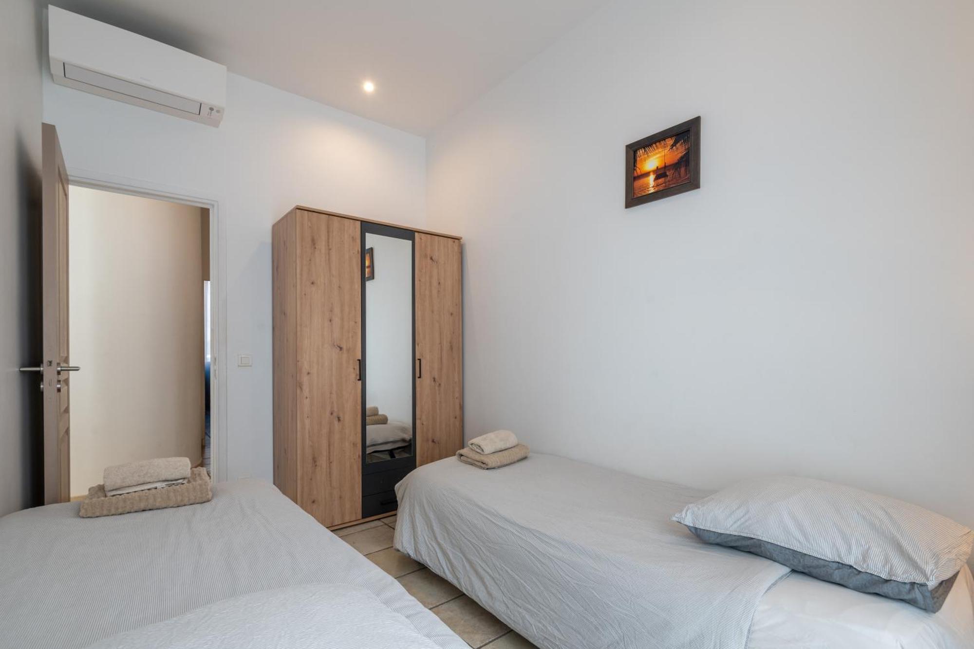"Le Zen" By Enjoynice, Central Spacious Apartment With Airco, Beach At 10 Min Ngoại thất bức ảnh